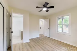 2721 Mayflower Rd, Charlotte, NC 28208 - Photo 23