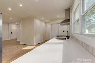 2721 Mayflower Rd, Charlotte, NC 28208 - Photo 19