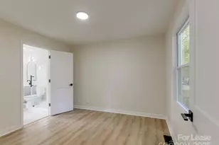 2721 Mayflower Rd, Charlotte, NC 28208 - Photo 27