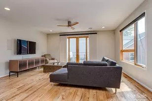 915 Westbrook Dr, Charlotte, NC 28202 - Photo 9