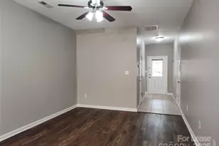 467 Doughton Ln, Charlotte, NC 28217 - Photo 5