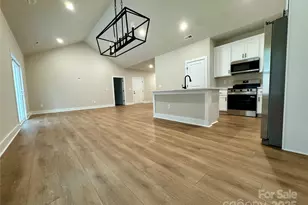 405 Scarlett Oak Ct NE, Lenoir, NC 28605 - Photo 7