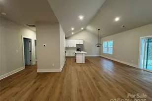 405 Scarlett Oak Ct NE, Lenoir, NC 28605 - Photo 11