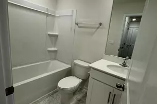 8045 Murray Br Dr, Charlotte, NC 28216 - Photo 13