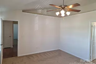 3107 Briar Rose Ct, Charlotte, NC 28269 - Photo 15