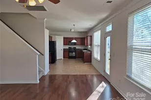 3107 Briar Rose Ct, Charlotte, NC 28269 - Photo 9