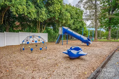 5901 Statesville Road, Charlotte, NC 28269 - Photo 9