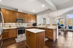 514 Monarch Rd, Hendersonville, NC 28739 - Photo 23