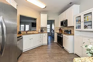 16319 Peachmont Dr, Cornelius, NC 28031 - Photo 3