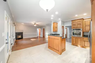 182 Canal Dr, Statesville, NC 28677 - Photo 23