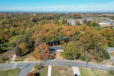 715 7th Avenue SE, Hickory, NC 28602 - Photo 17