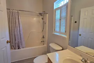 8221 Brookings Dr, Charlotte, NC 28269 - Photo 29