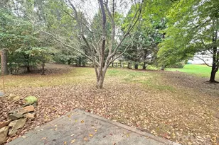 8221 Brookings Dr, Charlotte, NC 28269 - Photo 31