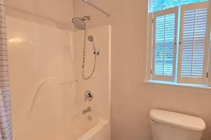 8221 Brookings Dr, Charlotte, NC 28269 - Photo 25