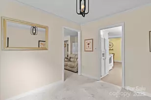 4407 Oak Ln, Charlotte, NC 28213 - Photo 11