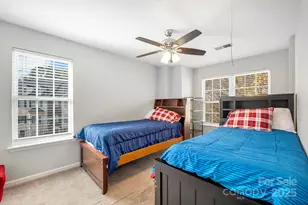 9919 Treeside Ln, Matthews, NC 28105 - Photo 11