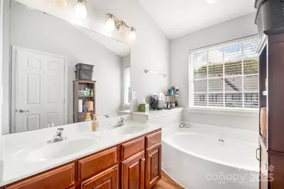 9919 Treeside Lane, Matthews, NC 28105 - Photo 9
