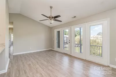 6165 Meadow Rose Lane, Charlotte, NC 28215 - Photo 5