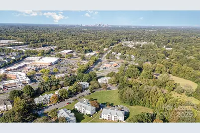 6165 Meadow Rose Lane, Charlotte, NC 28215 - Photo 33