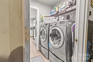 805 River Trail Rd, Lowell, NC 28098 - Photo 27