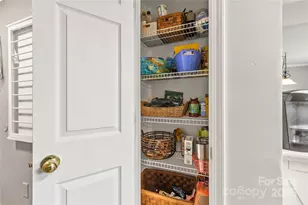 805 River Trail Rd, Lowell, NC 28098 - Photo 25