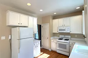 1928 Dearmon Dr, Charlotte, NC 28205 - Photo 9