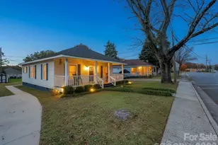 399 Woodlawn St, Belmont, NC 28012 - Photo 1