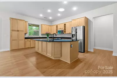 6723 Shoal Creek Drive, Denver, NC 28037 - Photo 9