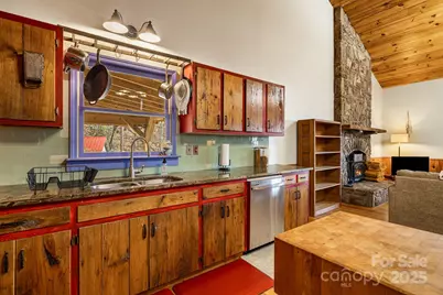 550 Cale Way, Clyde, NC 28721 - Photo 13