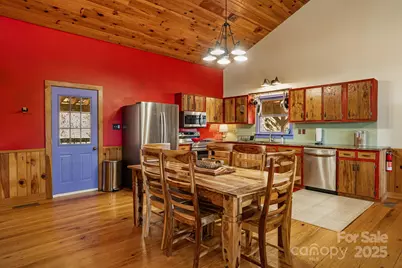 550 Cale Way, Clyde, NC 28721 - Photo 11