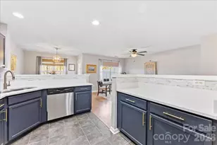 813 Rock Lake Glen, Fort Mill, SC 29715 - Photo 19