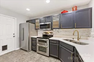 813 Rock Lake Glen, Fort Mill, SC 29715 - Photo 15