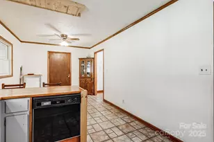 1675 Ponder Creek Rd, Mars Hill, NC 28754 - Photo 17