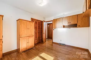 1675 Ponder Creek Rd, Mars Hill, NC 28754 - Photo 29