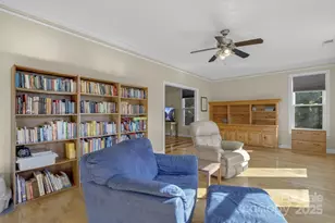 10 Scout Rd, Greenville, SC 29611 - Photo 19