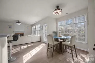 7708 Harrington Woods Rd, Charlotte, NC 28269 - Photo 17