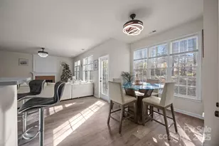 7708 Harrington Woods Rd, Charlotte, NC 28269 - Photo 19