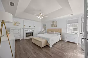 7708 Harrington Woods Rd, Charlotte, NC 28269 - Photo 5