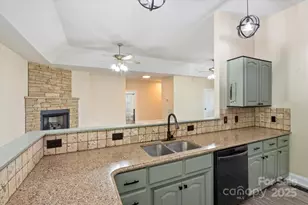 2409 Golf Course Rd, Columbus, NC 28722 - Photo 15