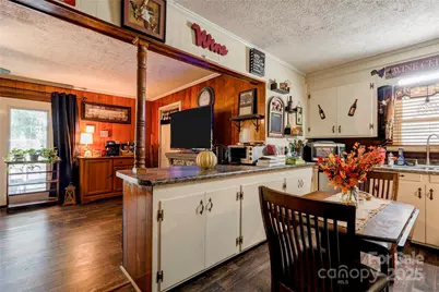 605 Oakley Street, Shelby, NC 28150 - Photo 7