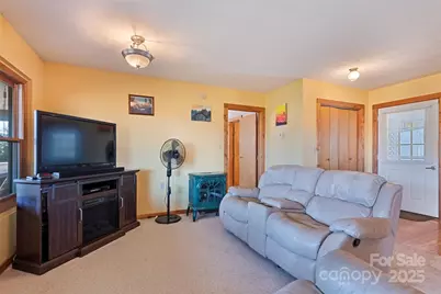 443 Cedarwood Drive, Waynesville, NC 28785 - Photo 7