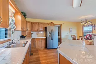 443 Cedarwood Dr, Waynesville, NC 28785 - Photo 15