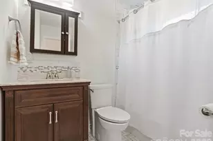 7148 Sherbourne Dr, Charlotte, NC 28210 - Photo 11