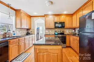 7459 Elwood Dr, Charlotte, NC 28227 - Photo 5