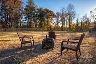 340 Dillingham Cir, Asheville, NC 28805 - Photo 29