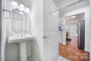 2506 Cranbrook Ln, Charlotte, NC 28207 - Photo 21