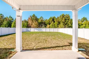 129 Candlelight Wy, Mooresville, NC 28115 - Photo 5