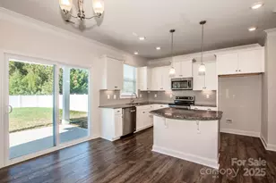 129 Candlelight Wy, Mooresville, NC 28115 - Photo 9