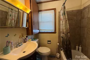 928 Bost St, Albemarle, NC 28001 - Photo 11