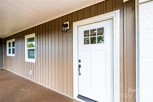 908 13th St NW, Conover, NC 28613 - Photo 3